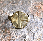 Tudor ring